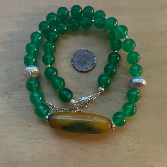 Jade, Tibetan Sky Eyed Agate dZi bead, and Sterling Silver necklace - Picture 3 of 4